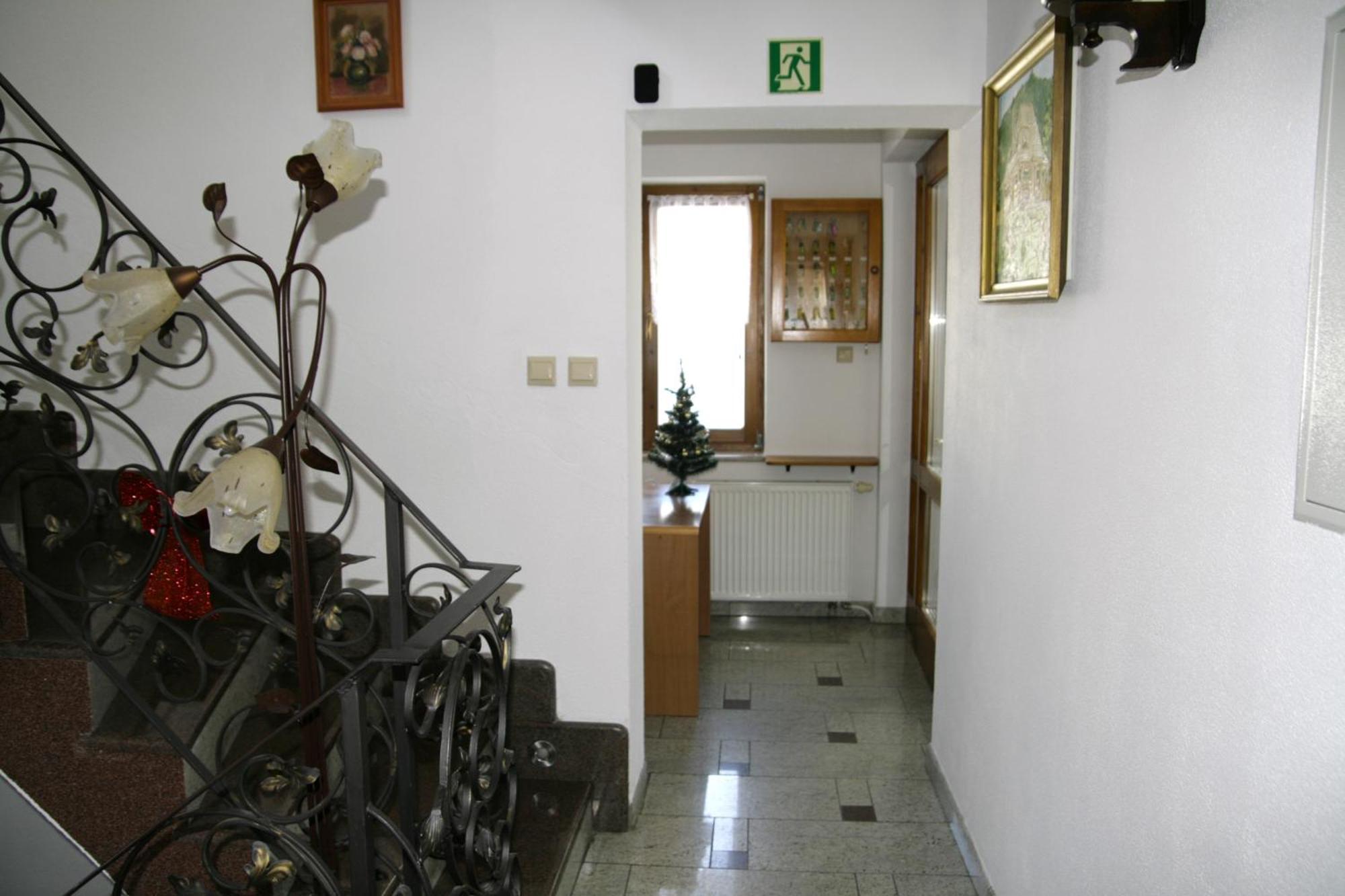 Chata Maniowy Wyspa Ciszy - Agroturystyka, Nieopodal Czorsztyna, Maniowy I Kluszkowce Nad Zalewem Czorsztynskim エクステリア 写真